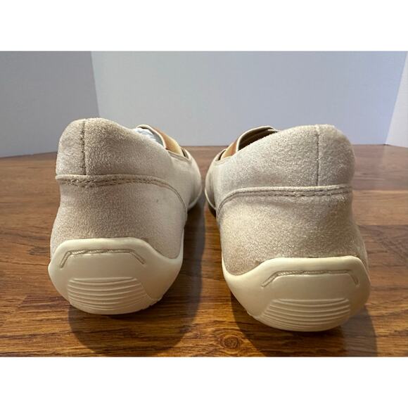 Ros Hommerson Women's Clever Faux Suede Slip On Shoes Ivory/Brown Size 8 NWT - Picture 5 of 10
